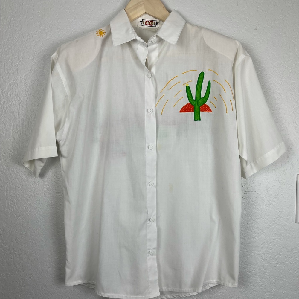 Vintage desert button up blouse